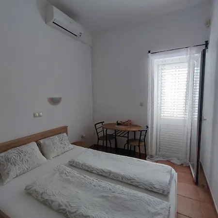 & Linda & Mario Pensjonat 3*