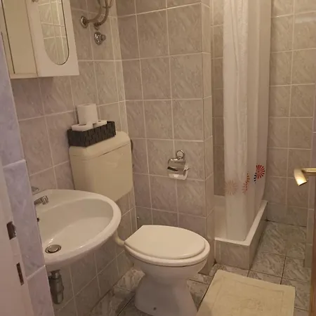 & Linda & Mario Pensjonat 3*