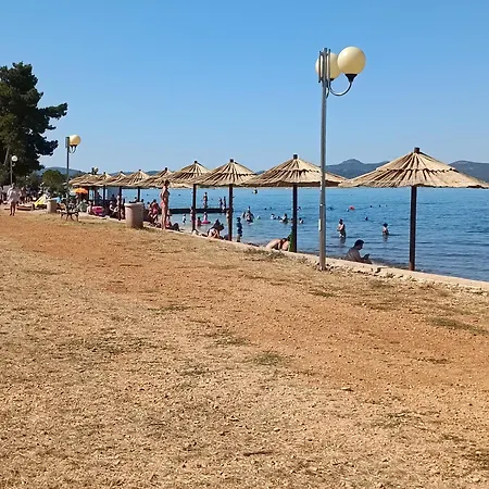 & Linda & Mario 3* Ζαντάρ