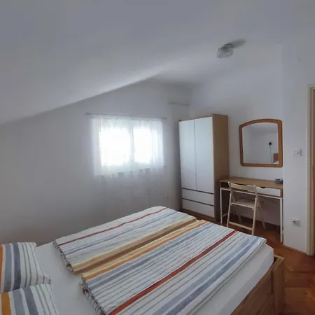 Gasthuis & Linda & Mario